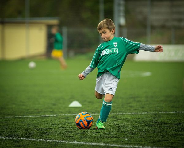 Aktywne i kreatywne zajęcia dla dzieci na wakacje